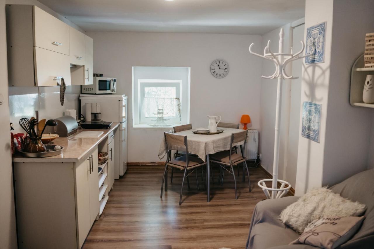 Kowalówka Apartamento Mirsk Exterior foto